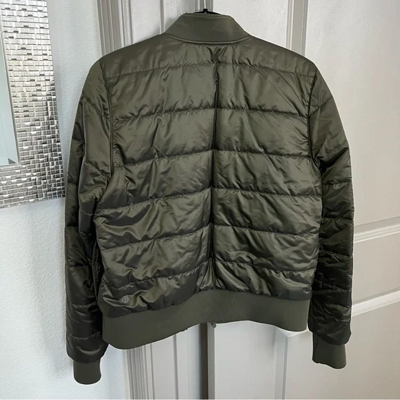 LULULEMON NON STOP BOMBER SIZE 6 DARK OLIVE REVERSIBLE JACKET - Picture 2 of 6